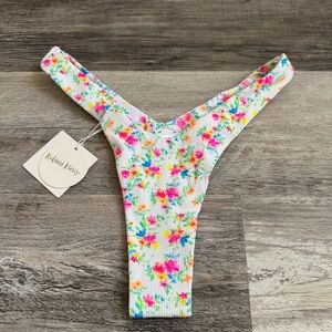 Kulani kinis Y cheeky bikini bottom